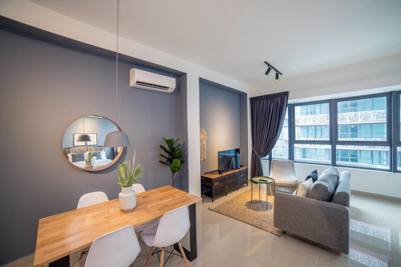 Apartment Arte Klcc Designer By Cobnb Kuala Lumpur