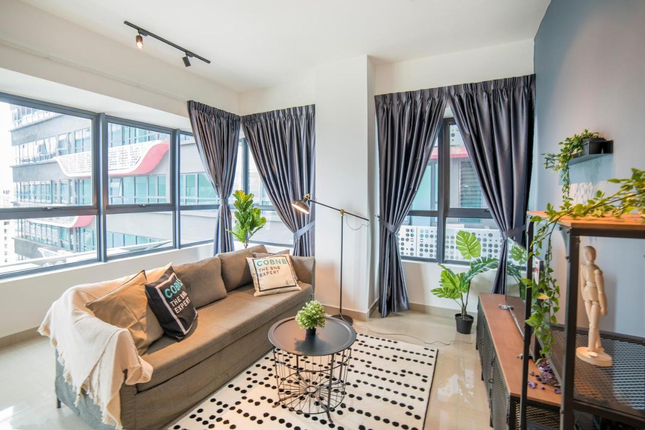 Apartment Arte Klcc Designer By Cobnb