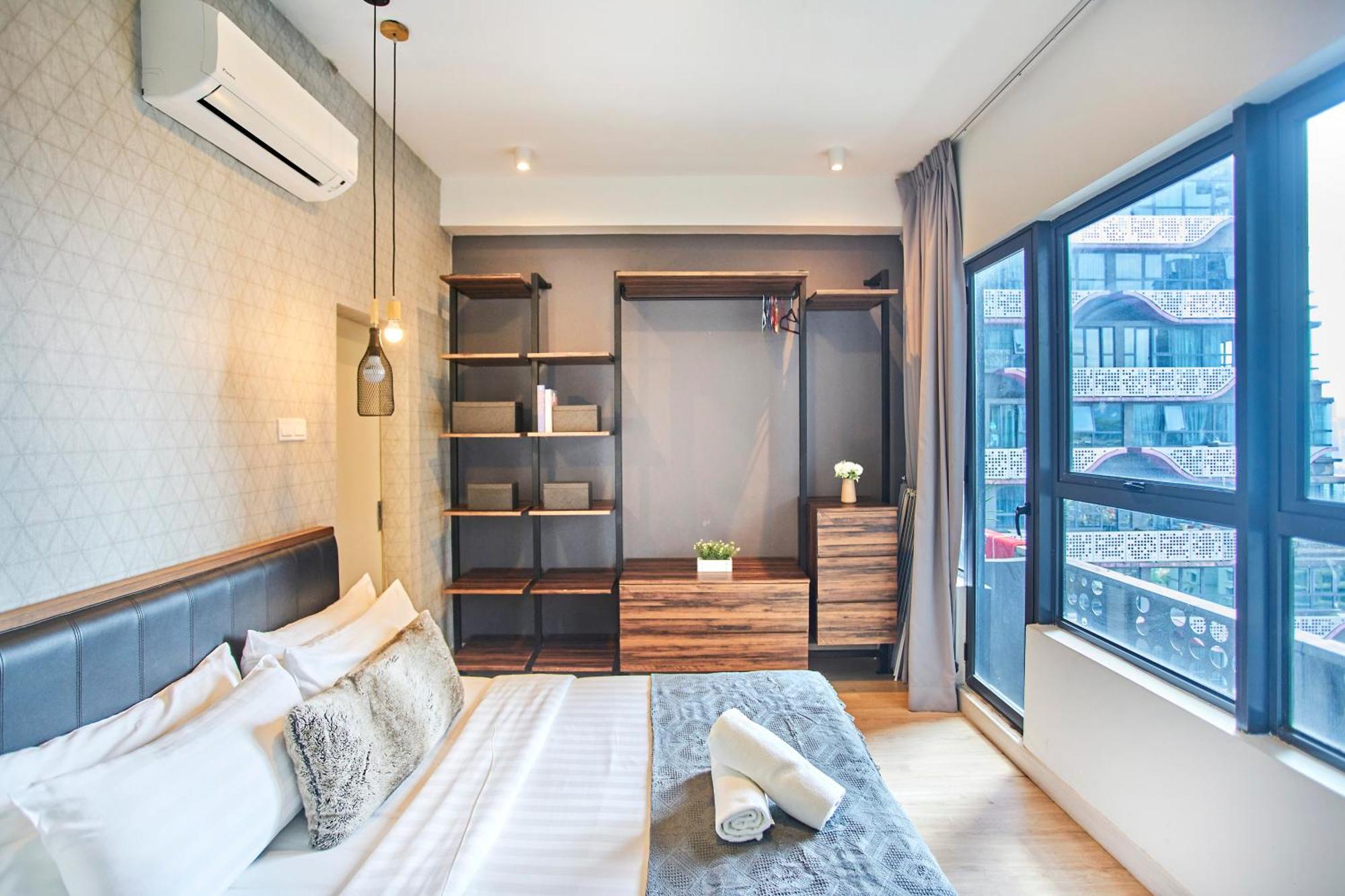 Arte Klcc Designer By Cobnb Apartment *